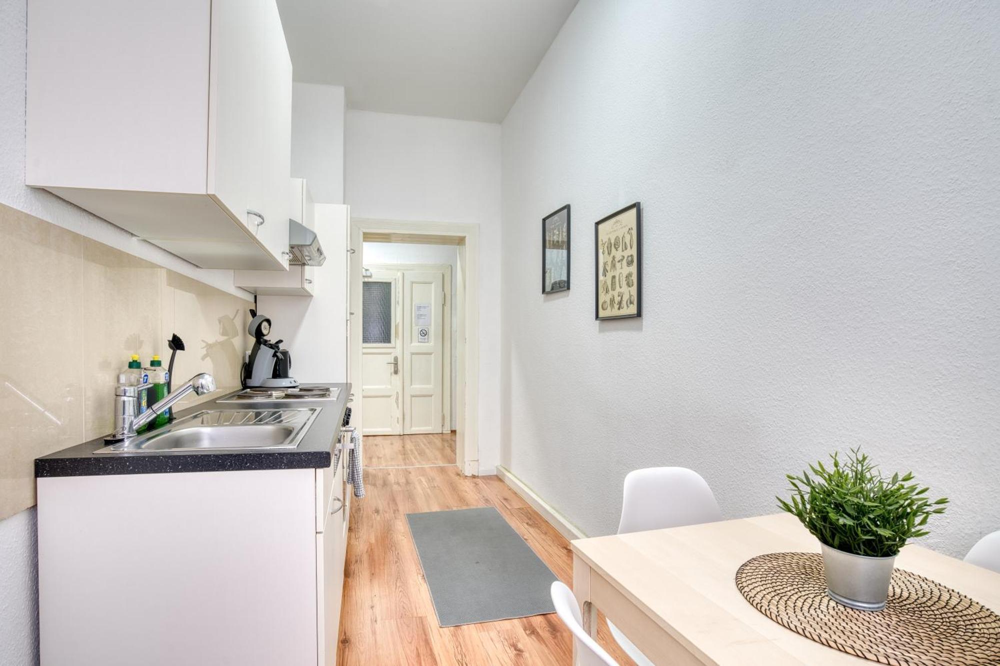 Homy I Altbaucharme Netflix Und Wlan Apartment Leipzig Bagian luar foto