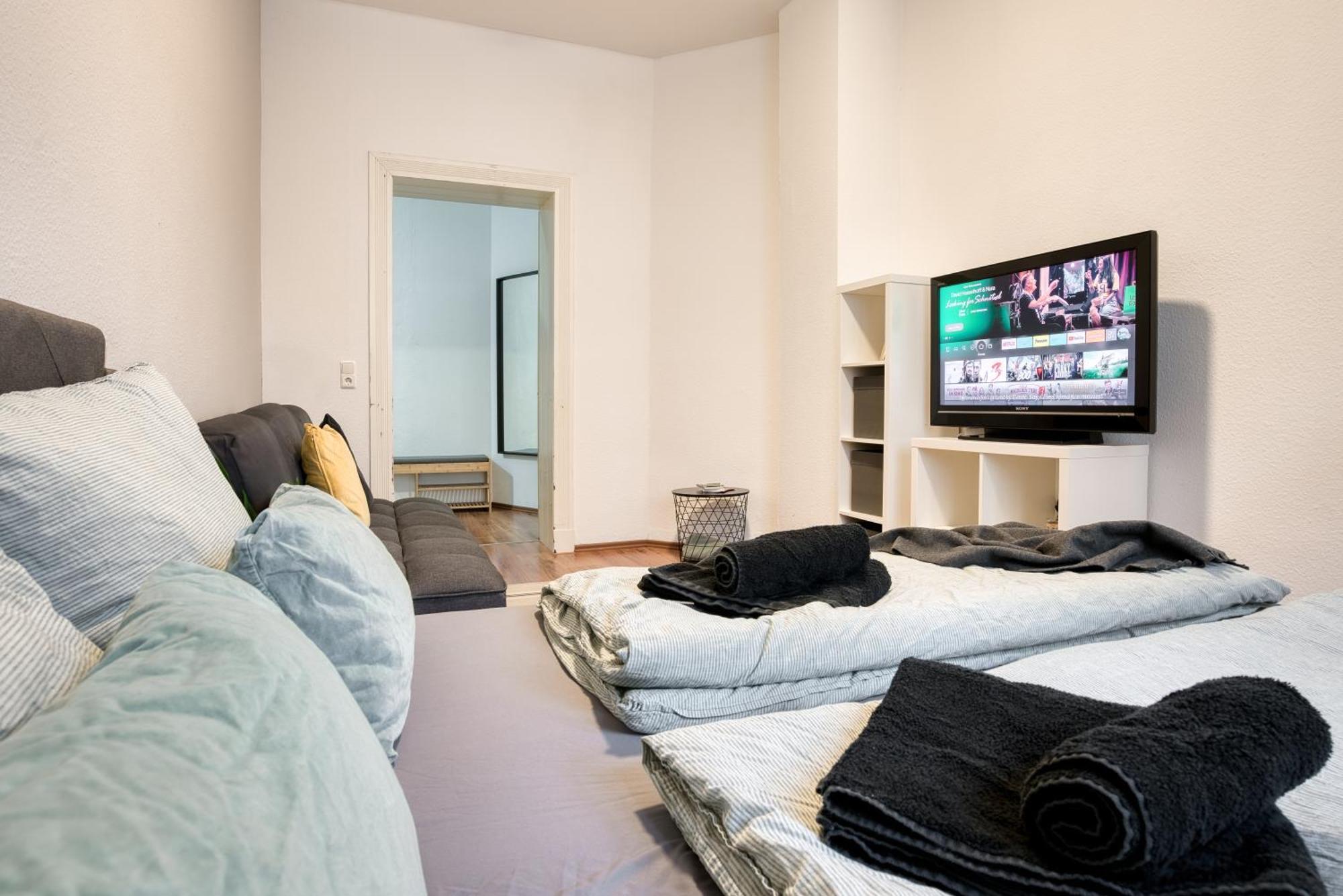 Homy I Altbaucharme Netflix Und Wlan Apartment Leipzig Bagian luar foto